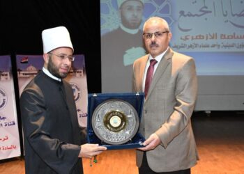 أسامة الأزهرى يحاضر فى ندوة "الجمهورية الجديدة .. رؤية شباب" بجامعة قناة السويس 22 - جريدة المساء