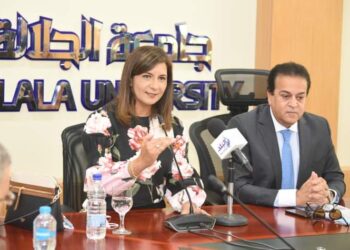 العائدون من جحيم الحرب بأوكرانيا..وزارة الهجرة: 878 طالبا تقدموا بأوراقهم لاستكمال دراستهم بالجامعات المصرية 26 - جريدة المساء