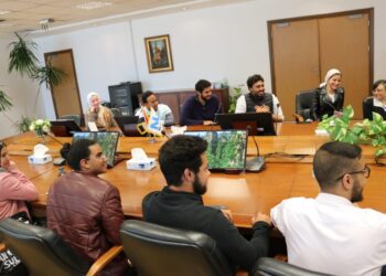 رئيس جامعة النيل الأهلية يناقش مع عمداء الكليات واتحاد الطلاب خطة الأنشطة في شهر رمضان 29 - جريدة المساء