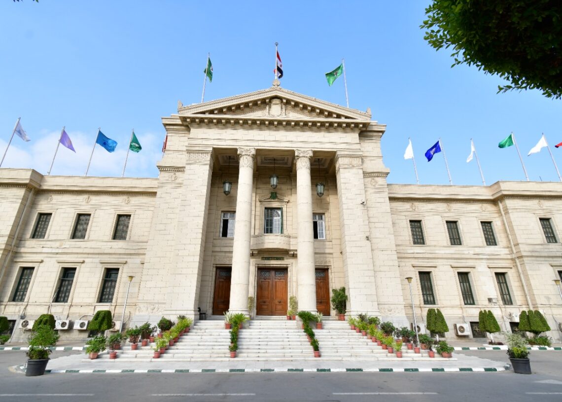 «دور الجامعات في إنجاح قمة المناخ».. ندوة بجامعة القاهرة الأربعاء المقبل 18 - جريدة المساء «دور الجامعات في إنجاح قمة المناخ».. ندوة بجامعة القاهرة الأربعاء المقبل 17 - جريدة المساء