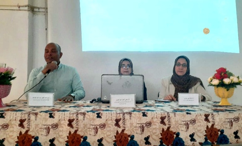 "التغذية السليمة لطالبات الجامعة" .. ندوة لوحدة مناهضة العنف ضد المرأة بجامعة جنوب الوادى 19 - جريدة المساء