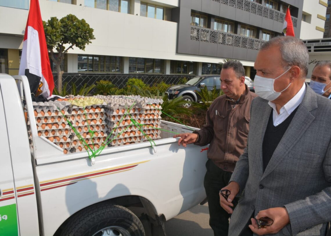 9 منافذ متحركة في قافلة غذائية ببنها 18 - جريدة المساء 9 منافذ متحركة في قافلة غذائية ببنها 17 - جريدة المساء