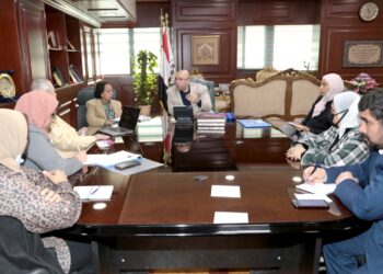 "بنى سويف" تبحث تنفيذ مشروع للارتقاء بمهارات الفتيات فى تنفيذ برامج التوعية المتنوعة 33 - جريدة المساء