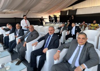 جامعة كفر الشيخ تشارك فى رالي السيارات الكهربائية بشرم الشيخ 28 - جريدة المساء
