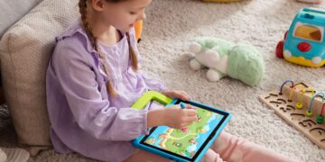 تابلت جديد للأطفال بين 3 و8 سنوات للحماية ورقابة من الوالدين. 2 - جريدة المساء تابلت جديد للأطفال بين 3 و8 سنوات للحماية ورقابة من الوالدين. 1 - جريدة المساء