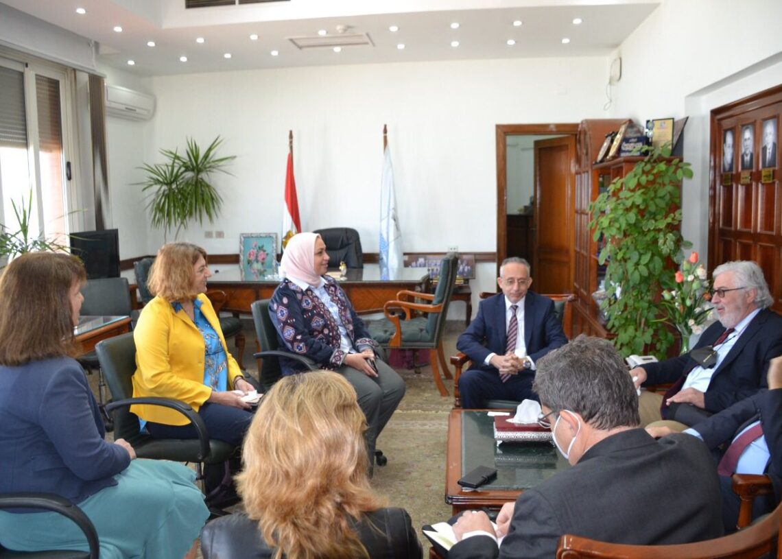 جامعة الاسكندرية تبحث مع جامعة بريوس اليونانية سبل التعاون المشترك 26 - جريدة المساء جامعة الاسكندرية تبحث مع جامعة بريوس اليونانية سبل التعاون المشترك