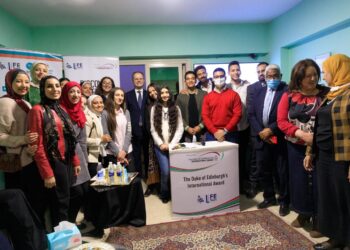 سفير بريطانيا يزور أنشطة برنامج "وعي" للتنمية المجتمعية بالمنيا 28 - جريدة المساء