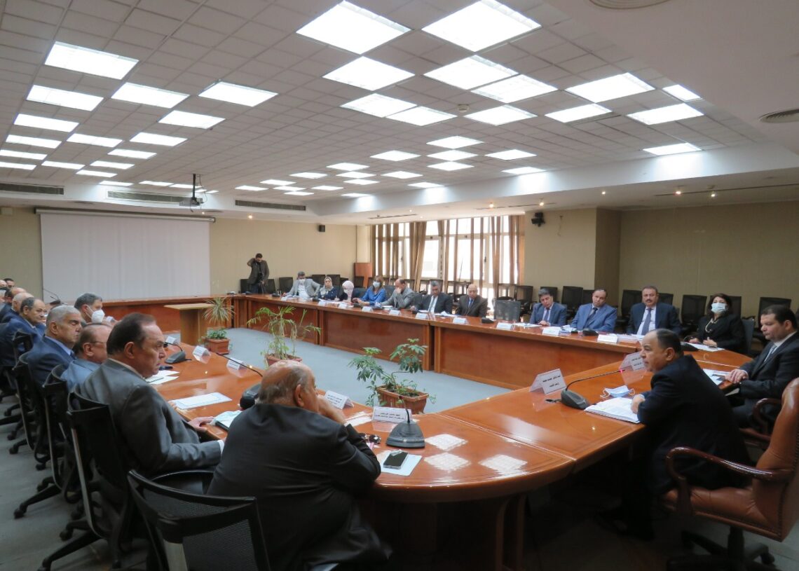 وزير المالية فى لقائه مع رجال الأعمال:مساندة قطاعات الزراعة والصناعة والتصدير لتخفيف الآثار السلبية للازمة العالمية 20 - جريدة المساء وزير المالية فى لقائه مع رجال الأعمال:مساندة قطاعات الزراعة والصناعة والتصدير لتخفيف الآثار السلبية للازمة العالمية 19 - جريدة المساء