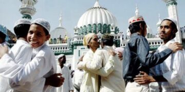 بلدان العالم تحتفل بقدوم عيد الفطر المبارك 1 - جريدة المساء