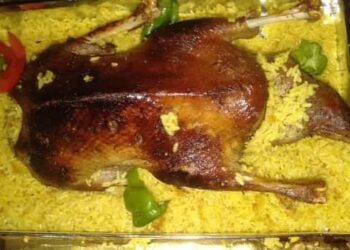 طريقة عمل البط المحمر مع الأرز المبهر للشيف نجلاء فتحي 16 - جريدة المساء