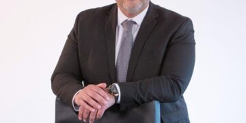 "إي فاينانس" تتوسع في إفريقيا..لتقديم خدماتها بالقارة السمراء 2 - جريدة المساء "إي فاينانس" تتوسع في إفريقيا..لتقديم خدماتها بالقارة السمراء 1 - جريدة المساء