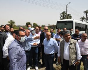 وزير النقل يتفقد مسار القطار الكهربائي السريع "أكتوبر - أسوان" بنطاق محافظة قنا 27 - جريدة المساء
