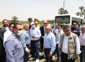 وزير النقل يتفقد مسار القطار الكهربائي السريع "أكتوبر - أسوان" بنطاق محافظة قنا 23 - جريدة المساء