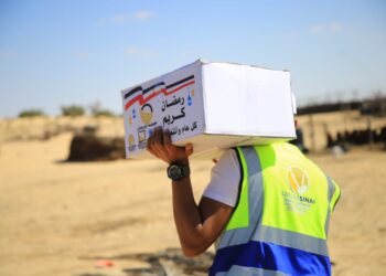 توزيع 7 الاف كرتونة مواد غذائية علي المستحقين بشمال سيناء 20 - جريدة المساء