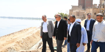 محافظ قنا يتابع أعمال إنشاء كورنيش مدينة نقادة الجديد 2 - جريدة المساء محافظ قنا يتابع أعمال إنشاء كورنيش مدينة نقادة الجديد 1 - جريدة المساء