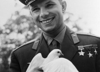 الجمعية المصرية لخريجى الجامعات الروسية تحتفل بـ "يورى جاجارين" 21 - جريدة المساء