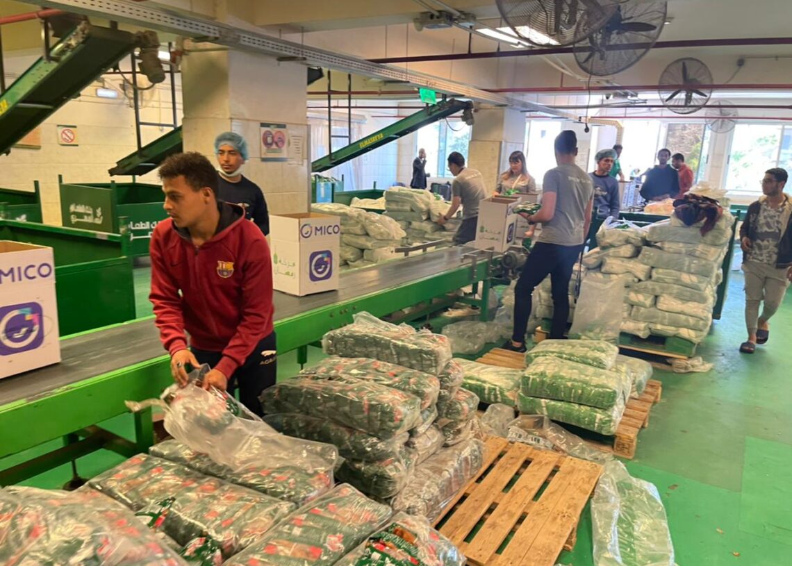 MICO يتعاون مع بنك الطعام المصري ويختار دعم   اسر محدودى الدخل بمنطقة امبابة  17 - جريدة المساء