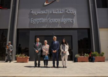 رئيس "الفضاء المصرية" يستقبل نظيره البرتغالي لبحث التعاون بين الوكالتين 25 - جريدة المساء