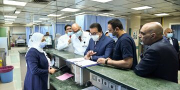 عبدالغفار:تطويرمستشفى مدينة نصر للتأمين الصحى وفقاً لأحدث المعايير العالمية 2 - جريدة المساء عبدالغفار:تطويرمستشفى مدينة نصر للتأمين الصحى وفقاً لأحدث المعايير العالمية 1 - جريدة المساء