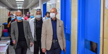 وكيل وزارة الصحة بالشرقية يتفقد الخدمات الطبية وأعمال التطوير بحميات وصدر الزقازيق 1 - جريدة المساء