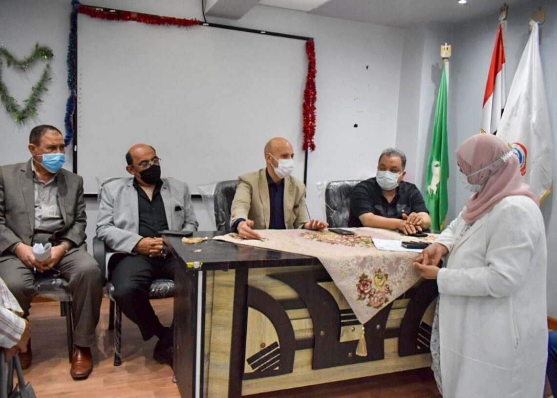 "مسعود" يجتمع بمديري الإدارات لمتابعه الخدمات العلاجية المقدمة للمرضي والأعمال الوقائية بالوحدات الصحية بالشرقية 20 - جريدة المساء "مسعود" يجتمع بمديري الإدارات لمتابعه الخدمات العلاجية المقدمة للمرضي والأعمال الوقائية بالوحدات الصحية بالشرقية 19 - جريدة المساء