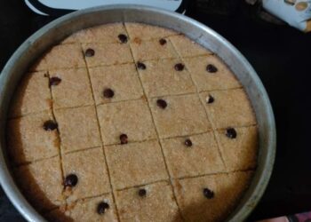 تعرف على طريقة عمل صينية البسبوسة بالمكسرات 27 - جريدة المساء