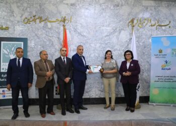 تكريم المتميزين في تنفيذ برنامج "تعديل اتجاهات المستفيدين من برنامج تكافل وكرامة نحو ثقافة العمل" بسوهاج 23 - جريدة المساء