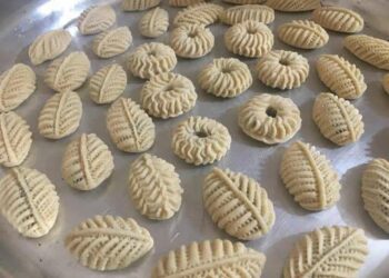 "كل واشكر" و"تسلم إيدك يا حافظة".. أشهر نقشات المصريين على كحك العيد 25 - جريدة المساء