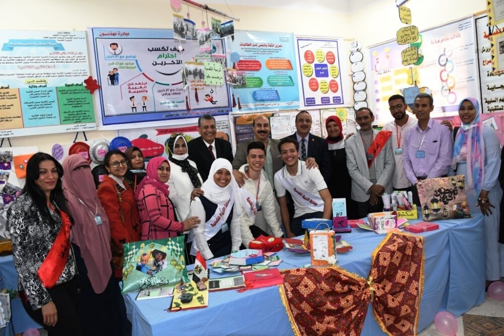 محافظ أسوان يهنئ أبناءه الطلاب الحاصلين على المراكز الأولى بمسابقة الإلقاء على مستوى الجمهورية 19 - جريدة المساء محافظ أسوان يهنئ أبناءه الطلاب الحاصلين على المراكز الأولى بمسابقة الإلقاء على مستوى الجمهورية 18 - جريدة المساء