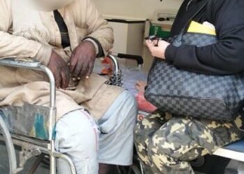 "التضامن" تنقذ 3 مواطنين بلا مأوى بينهم إثنان من المرضى النفسيين 21 - جريدة المساء