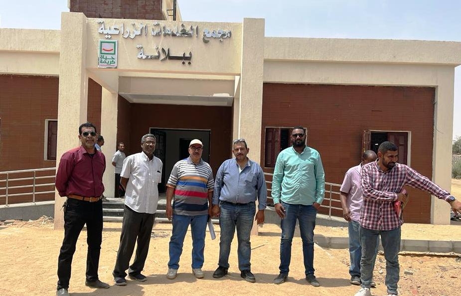 محافظ أسوان : إنجازات متتالية بمشروعات المبادرة الرئاسية " حياة كريمة " 16 - جريدة المساء محافظ أسوان ..إنجازات متتالية بمشروعات حياة كريمة والتسليم الإبتدائى لبعض المجمعات الخدمية والزراعية