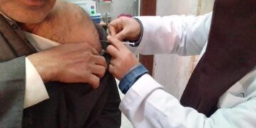 محافظ المنيا يعلن التوسع في مراكز التطعيم بلقاح فيروس كورونا والمبادرات الرئاسية خلال شهر رمضان المبارك