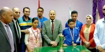 محافظ كفر الشيخ يهنئ طلاب الفكرية والدمج لحصولهم على المراكز الأولى جمهوريا ووكيل التعليم يكرمهم