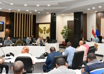 محافظ أسوان : لا تعطيل لأى مستثمر لإنهاء إجراءاته بالمنطقة الصناعية بالعلاقى 30 - جريدة المساء