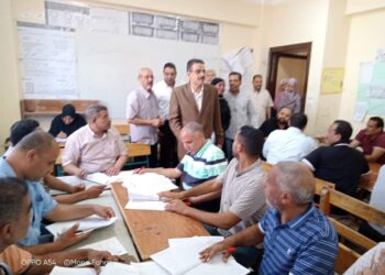 وكيل تعليم البحر الأحمر يتابع أعمال تصحيح امتحانات الشهادة الإعدادية 24 - جريدة المساء