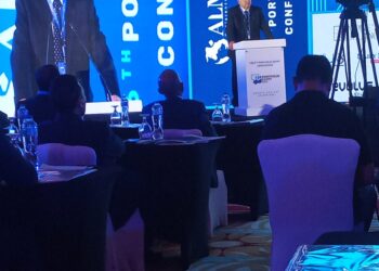 في الجلسة الافتتاحية لمؤتمر «بورتفوليو إيجيبت" هشام توفيق : نبحث سبل تطوير «مصر للألومنيوم» عبر بيع حصة من رأس المال لمستثمر استراتيجي . 18 - جريدة المساء في الجلسة الافتتاحية لمؤتمر «بورتفوليو إيجيبت" هشام توفيق : نبحث سبل تطوير «مصر للألومنيوم» عبر بيع حصة من رأس المال لمستثمر استراتيجي . 17 - جريدة المساء