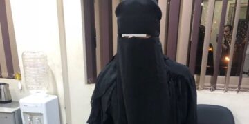 مرتديًا النقاب .. ضبط لص يسرق مرضى قسم العظام بمستشفى دسوق العام 1 - جريدة المساء