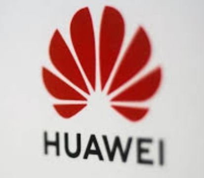 إطلاق برنامج "سفراء أكاديمية هواوي" بحضور رؤساء الجامعات الحكومية والخاصة 20 - جريدة المساء إطلاق برنامج "سفراء أكاديمية هواوي" بحضور رؤساء الجامعات الحكومية والخاصة 19 - جريدة المساء