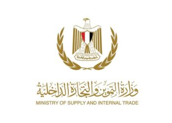 وزير التموين يتابع خطة الوزارة وكافة الاستعدادات لاستقبال عيد الفطار المبارك من داخل ديوان عام الوزارة اليوم. 33 - جريدة المساء