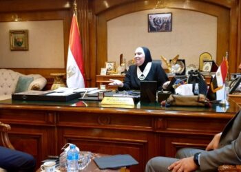 وزيرة التجارة والصناعة تبحث مع الرئيس الإقليمي لشركة بروكتر أند جامبل خطط الشركة التوسعية في السوق المصري وزيادة معدلات التصدير 14 - جريدة المساء وزيرة التجارة والصناعة تبحث مع الرئيس الإقليمي لشركة بروكتر أند جامبل خطط الشركة التوسعية في السوق المصري وزيادة معدلات التصدير 13 - جريدة المساء