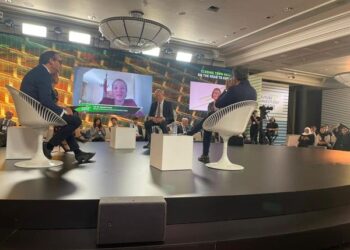 وزيرة البيئة تشارك عبر الفيديو كونفرانس فى جلسة الطريق إلى COP27 30 - جريدة المساء