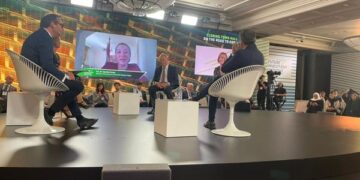 وزيرة البيئة تشارك عبر الفيديو كونفرانس فى جلسة الطريق إلى COP27 2 - جريدة المساء وزيرة البيئة تشارك عبر الفيديو كونفرانس فى جلسة الطريق إلى COP27 1 - جريدة المساء