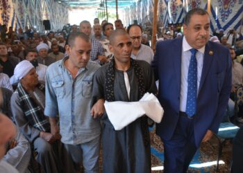 الصلح خير .. إنهاء خصومة ثأرية بين عائلتى "آل أبو الدقون" و "آل مقلد " بإدفا .. فى سوهاج 24 - جريدة المساء