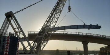 استمرار العمل في إنشاء كوبري منقباد العلوي بتكلفة 400 مليون جنيه بأسيوط ..صور 2 - جريدة المساء استمرار العمل في إنشاء كوبري منقباد العلوي بتكلفة 400 مليون جنيه بأسيوط ..صور 1 - جريدة المساء