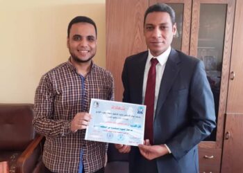 تكريم الطلاب المشاركين فى الدورة السادسة لإعداد المحكمين بحقوق جنوب الوادى 17 - جريدة المساء