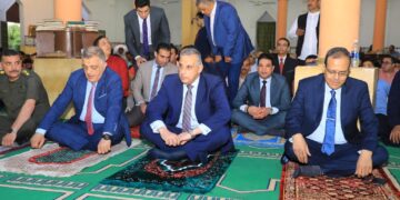 محافظ سوهاج يؤدي صلاة عيد الفطر المبارك بمسجد "الشرطة" بمدينة ناصر 2 - جريدة المساء محافظ سوهاج يؤدي صلاة عيد الفطر المبارك بمسجد "الشرطة" بمدينة ناصر 1 - جريدة المساء