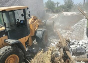 إزالة 19 حالة تعد على أرض زراعية وإيقاف حالات بناء مخالف بدون ترخيص داخل الحيز في أول وثاني أيام العيد  ببني سويف 21 - جريدة المساء