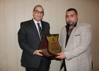 بمناسبة اليوم العالمي للتمريض.. المستشفيات التعليمية.. كرمت أسر شهداء التمريض و175 ممرضة وفرق مكافحة العدوى فى جائحة كورونا 34 - جريدة المساء