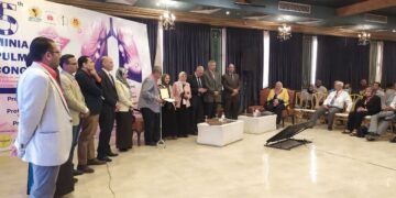 قسم الأمراض الصدرية بـ «طب المنيا» يعقد مؤتمره الخامس لأمراض الرئة بحضور مستشار رئيس الجمهورية للشئون الصحية عبر الفيديو كونفرنس 1 - جريدة المساء