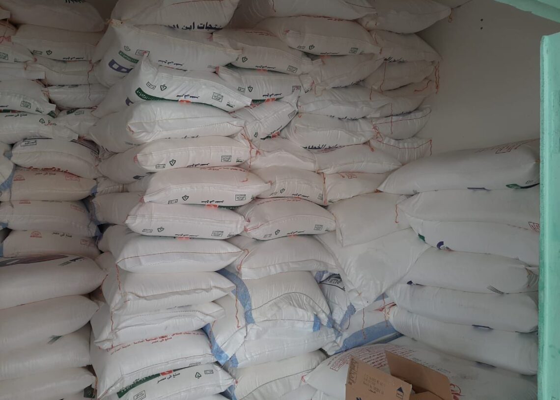 ضبط 5 طن دقيق مجهول المصدر بمدينة نويبع 19 - جريدة المساء